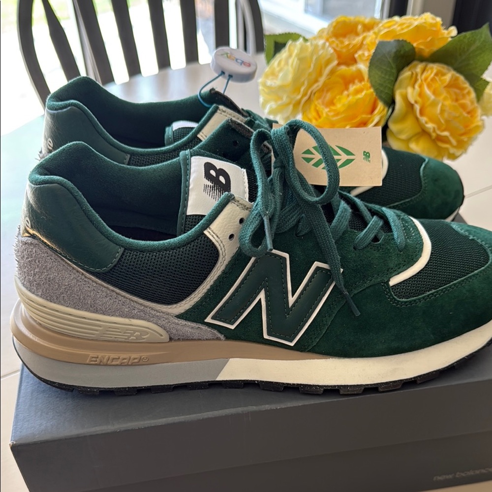 New Balance Men’s Green and Gray Sneakers